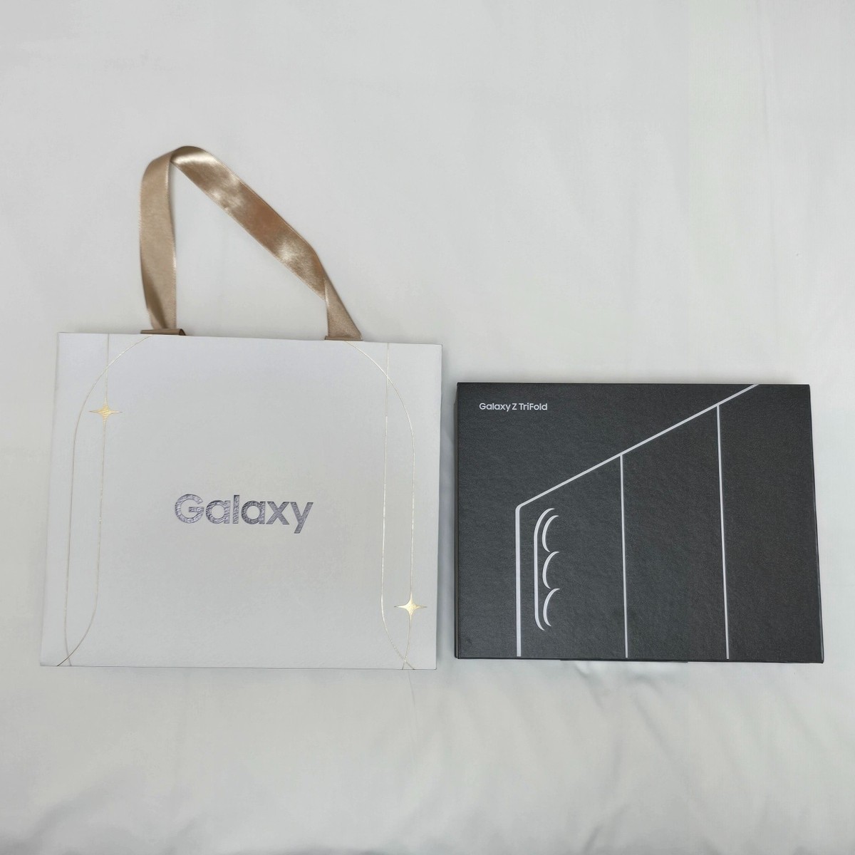 Galaxy Z TRIFOLD 512GB ブラック SIMフリー【新品】 ムスビー｜Galaxy Z TRIFOLD 512GB ブラック SIMフリー【新品】【 SIM