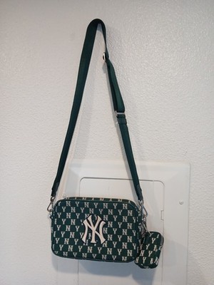 MLB NY Yankees White Logo Monogram Jacquard Cross Shoulder Bag Set Green