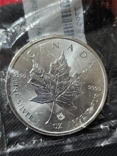 2018 BU Silver Canada MAPLE LEAF W/ LEAF PRIVY 1oz .9999 SILVER $5 Coin #MF 3019