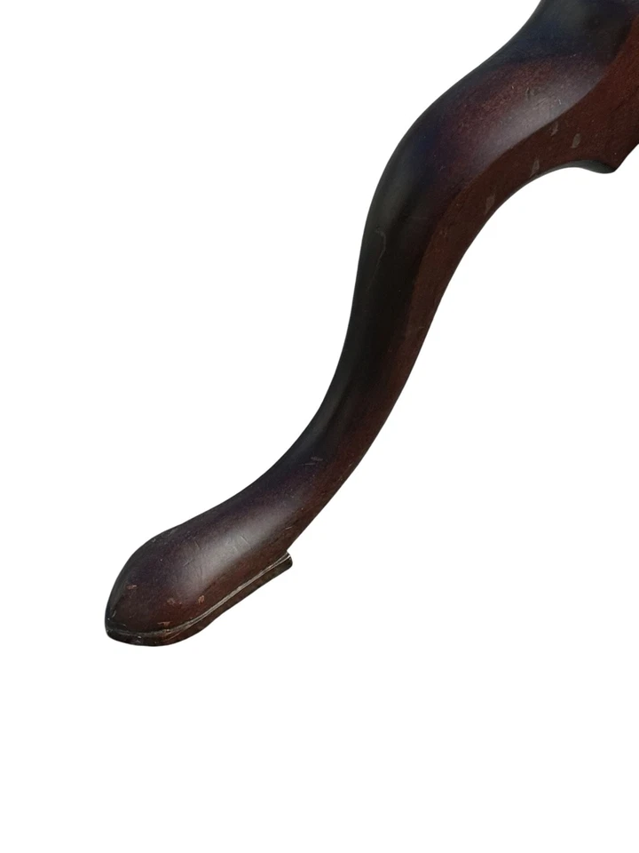 Antique 18th century Queen Anne walnut tilt top tea table candle stand - Image 4 of 4