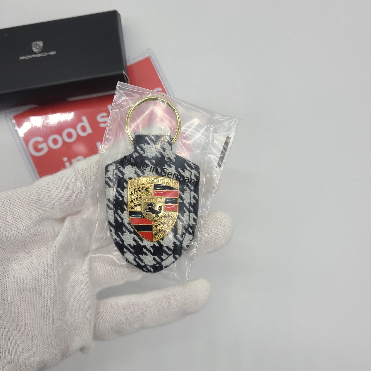 正規品・希少 Porsche ぺピタ キーホルダー 2025年最新】ペピタ ポルシェの人気アイテム - メルカリ