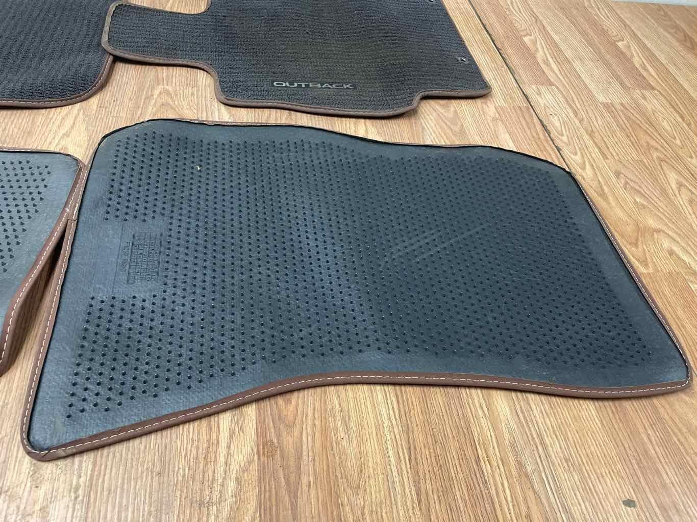 Complete Set of 4 Black Floor Mats FITS 2014 Subaru LEGACY Free