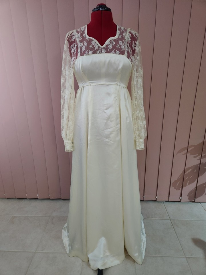Vintage Orginal 1960s Ivory Lace Bridal Wedding Dress With Overskirt Size 10/12
