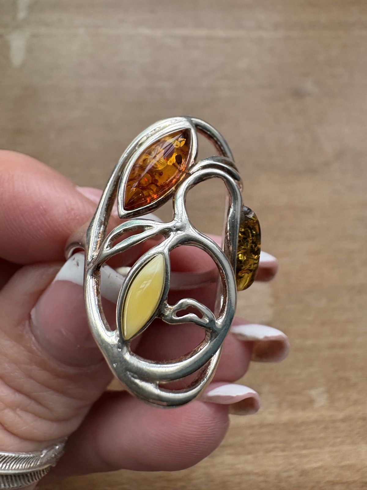 Amber & solid silver ring, hallmarked, size P, be… - image 2