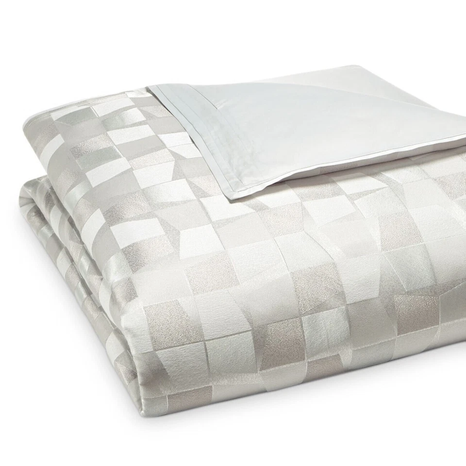 Hudson Park Light Gray Collection Facets Luxury Bedding Duvet Cover King Size - Image 2 of 4