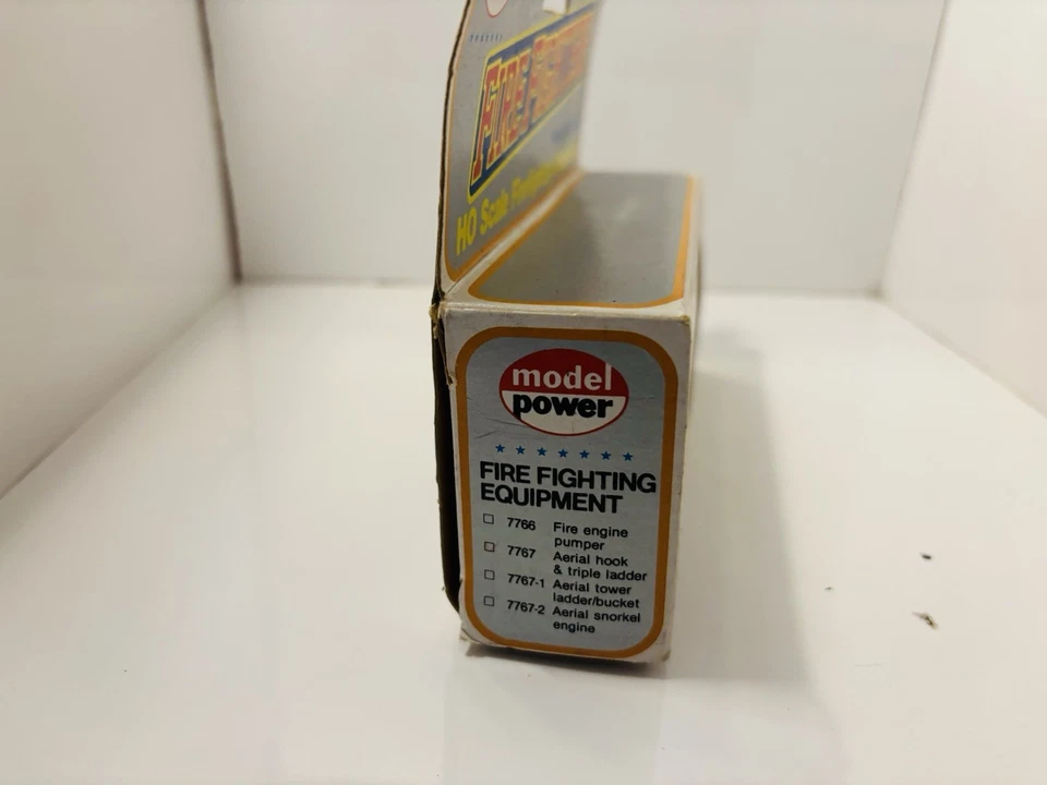 Play Art (Hong Kong) Model Power Fire Fighters Bucket & Hose Fire Engine - Boxed - Image 3 of 4