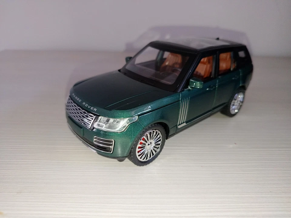 Range Rover Nuova 6 Aperture Luci Fari Nuova No Burago Bburago Maisto Solido - Immagine 4 di 4