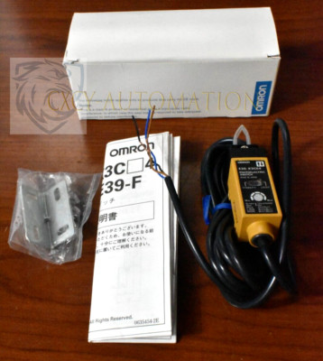 1PC New Omron E3S-X3CE4 Photoelectric Switch Free Shipping E3SX3CE4~
