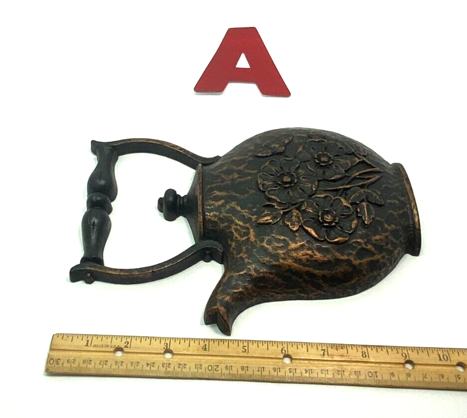 6 VTG 1972 Homco Plastic Wall Kitchen Decor 2 Coffee Pot, 2 Tea Pot & 2