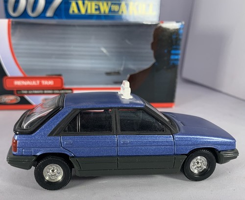 Corgi James Bond 007 A View to Kill Renault Taxi - Picture 7 of 15