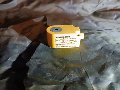TURCK Bi6R-W30-DAP6X-H1141  Sensor