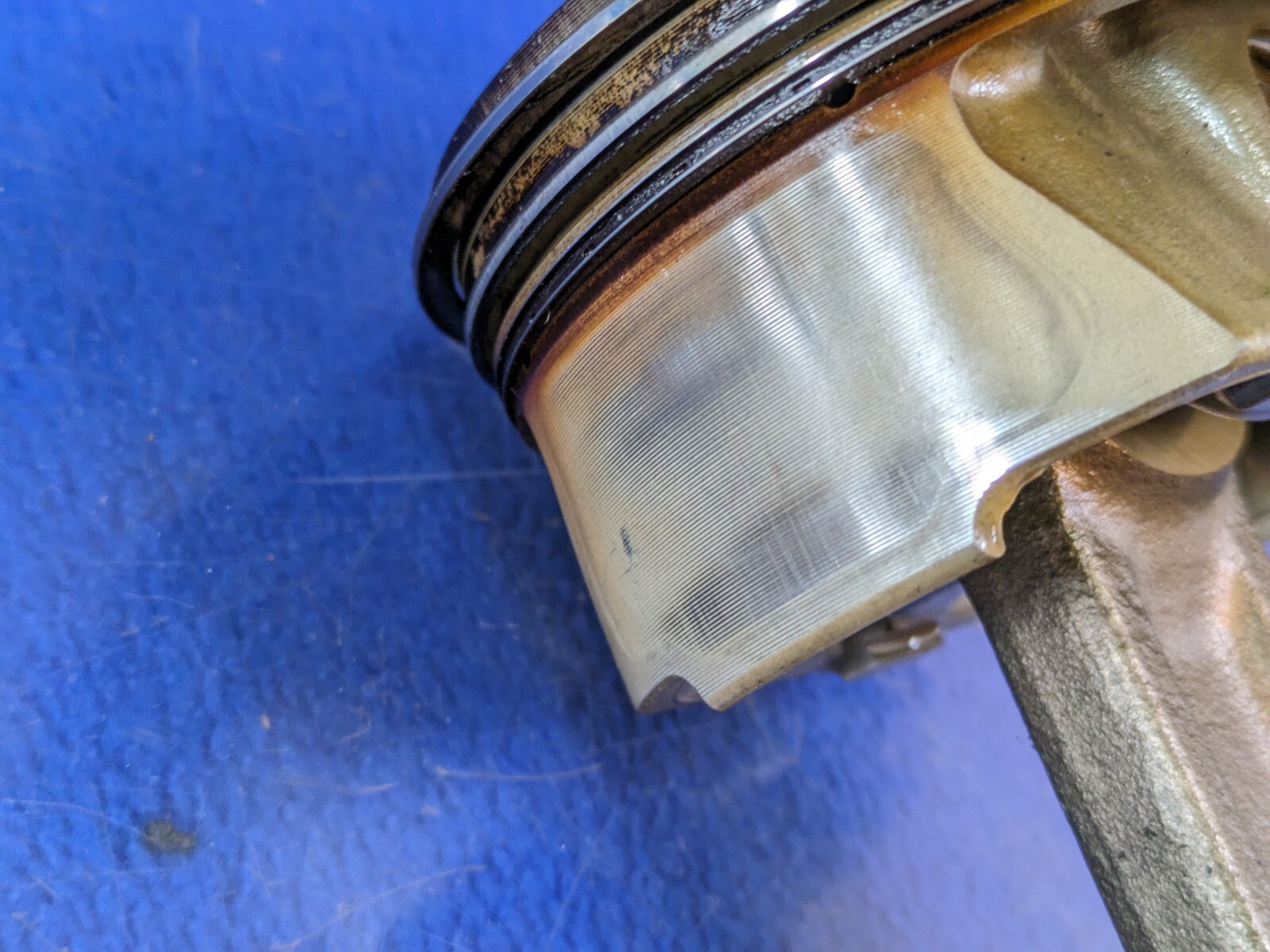6.0L W12 Twin Turbo Engine Piston rod Bentley Continental GT Flying Spur