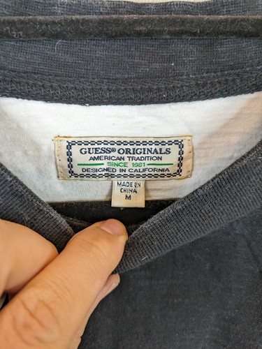 Top a Rayas GUESS Originals Los Angles Para Hombre Talla M Algodón Bordado Monocromo - Imagen 5 de 16