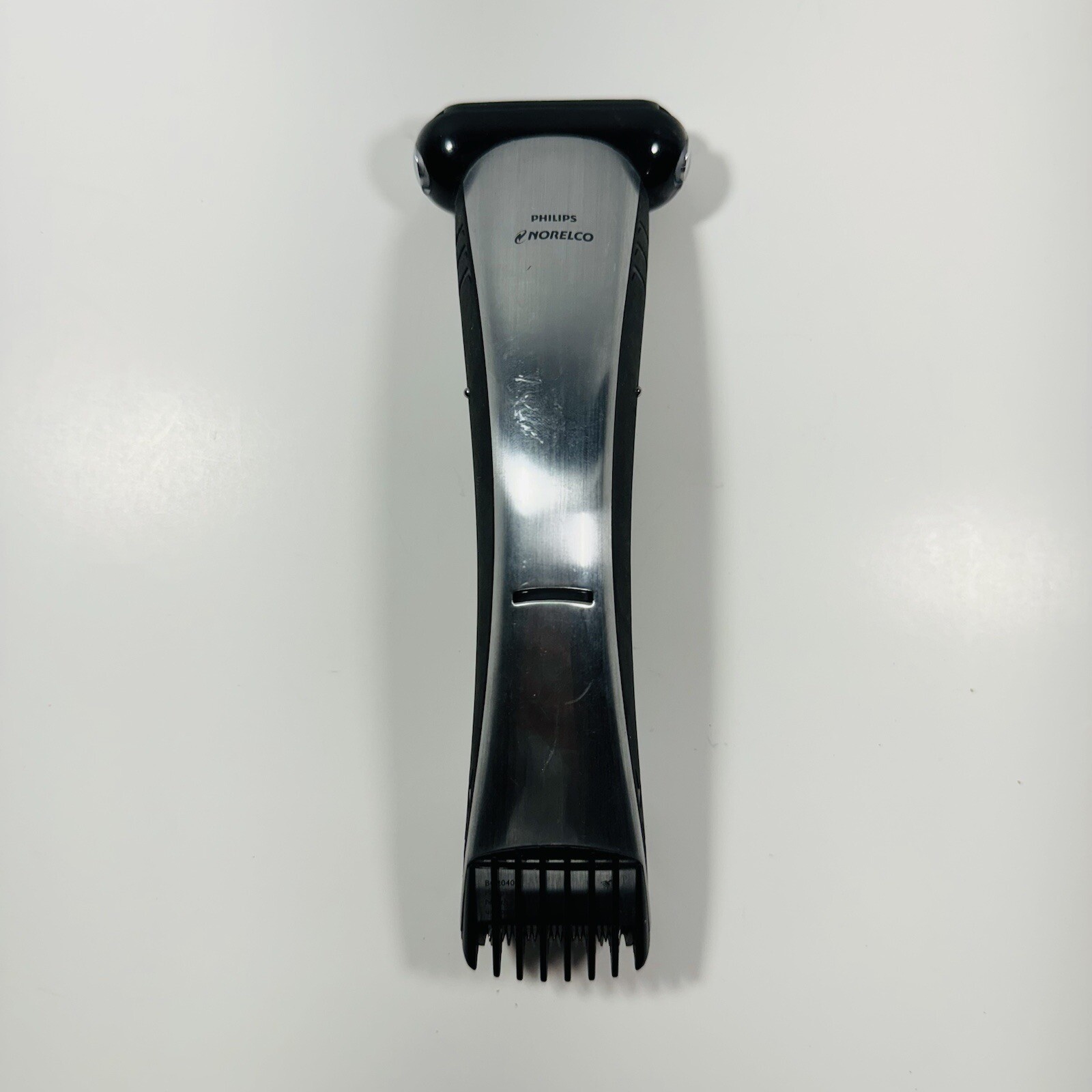 Philips Norelco Bodygroom Trimmer Series 7100 BG2040 Handle 