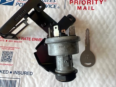 Volvo 20701641 Pollak Ignition Switch Assembly Switch 21180156