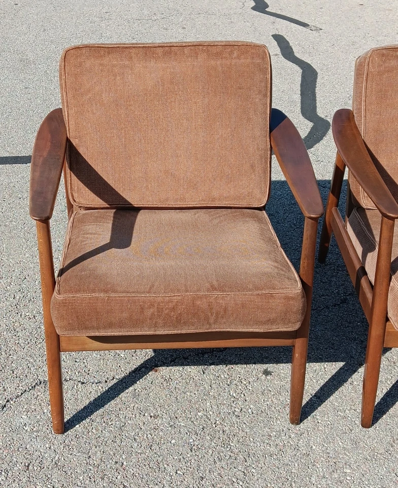 FOLKE OHLSSON for DUX Furniture, 2 Original Scandanavian MCM Lounge Chairs, Vg+ - Image 3 of 4