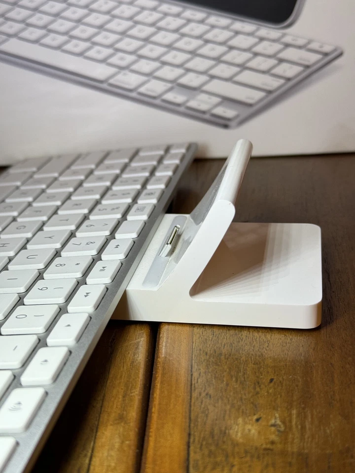 Apple Ipad Keyboard Dock MC533LL/A - Con Scatola E Libretti - Ottime Condizioni - Immagine 4 di 4