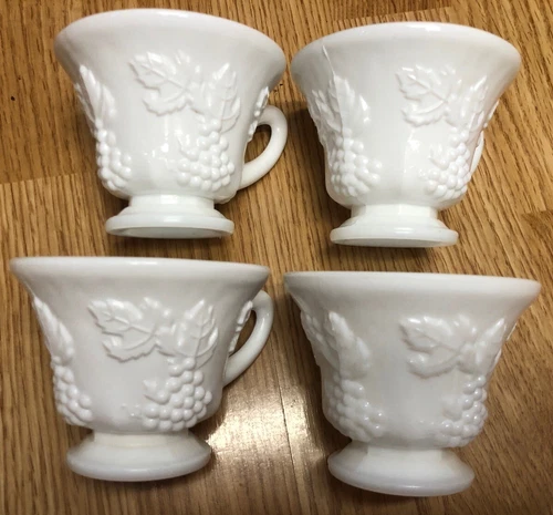 Vintage Indiana Colony Milk Glass Cups - Harvest Grape Design - Set of 4