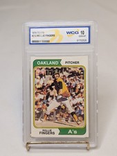 Top 10 Rollie Fingers Baseball Cards 19