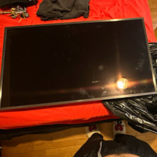 Samsung 42 in LCD Flat Screen TV 1080p FHD Black Model Samsung