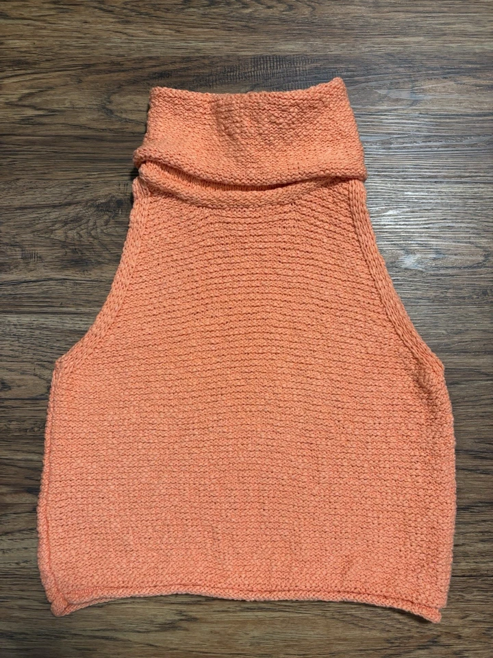 Suéter regata By Together gola alta coral 100% algodão tamanho médio - Imagem 2 de 4
