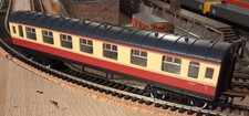 Hornby BR Crimson & Cream Stanier 1st / 3rd Class Coach - No.M3561 - R1004