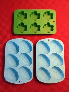 Lot of 3 Silicone Pastry Treat Molds - Shamrock & Easter Eggs