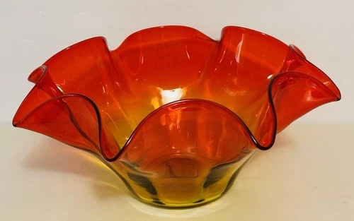 Blenko Vintage Tangerine Amberina Ruffled Edge Glass Hand Blown Bowl 6”X10” 1960