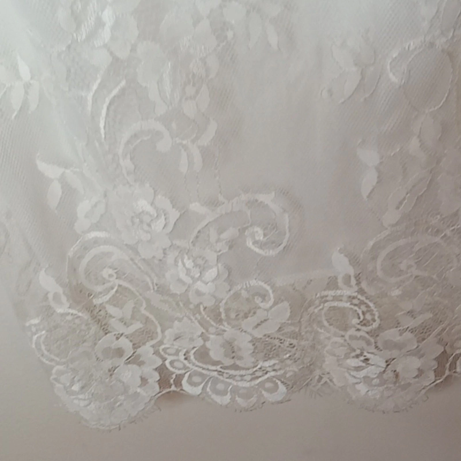 OFF WHITE Abito donna Fancy Inn nuovo con etichetta pizzo floreale bianco sporco trasparente manica lunga XS. FESTA