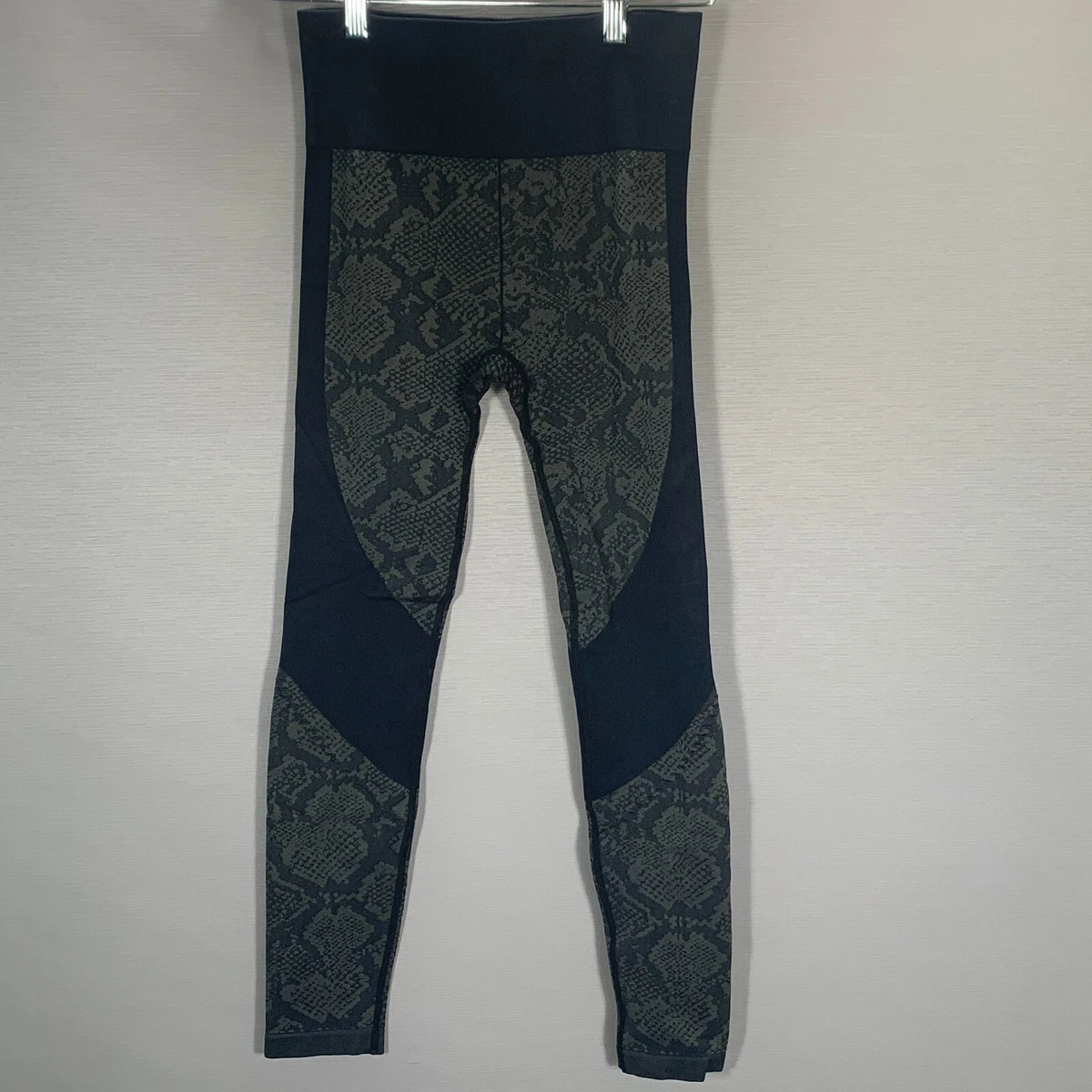 Share 74+ target compression pants best in.eteachers