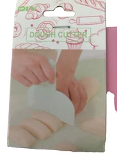 Baker Dough Scraper Dough Cutter Cutting Tool with measuring spoon