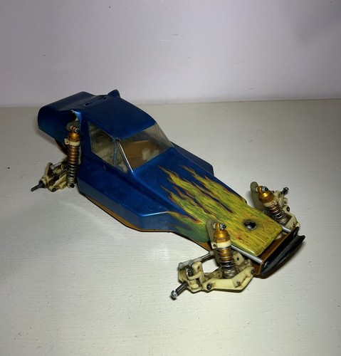 Vintage Parts Cars | 2 Vintage Team Associated RC10 RC Buggy  1  A Stamp Rc 10 Radio Control Gold Pan