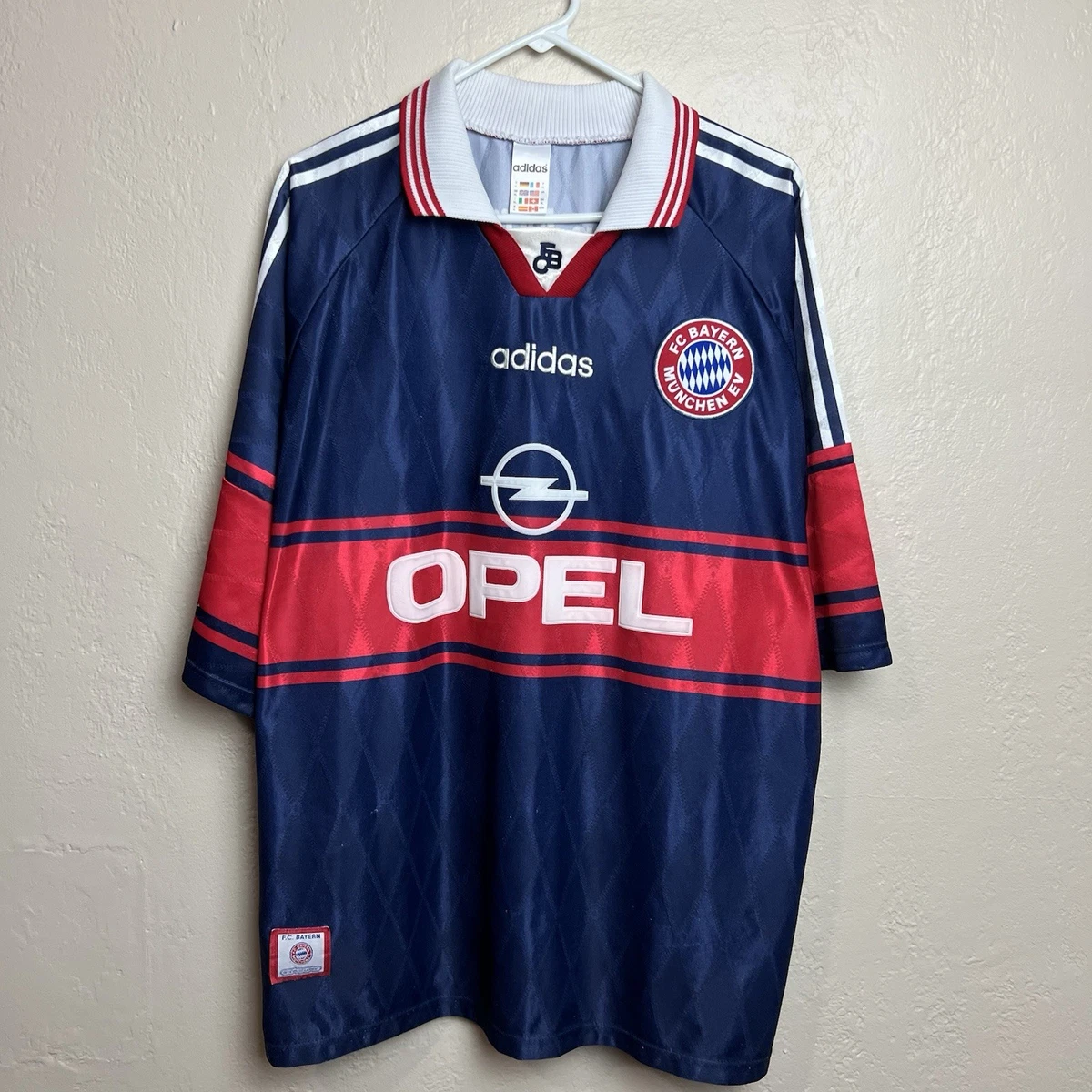 Preços baixos em Adidas Bayern de Munique Azul fã de Futebol Clube
