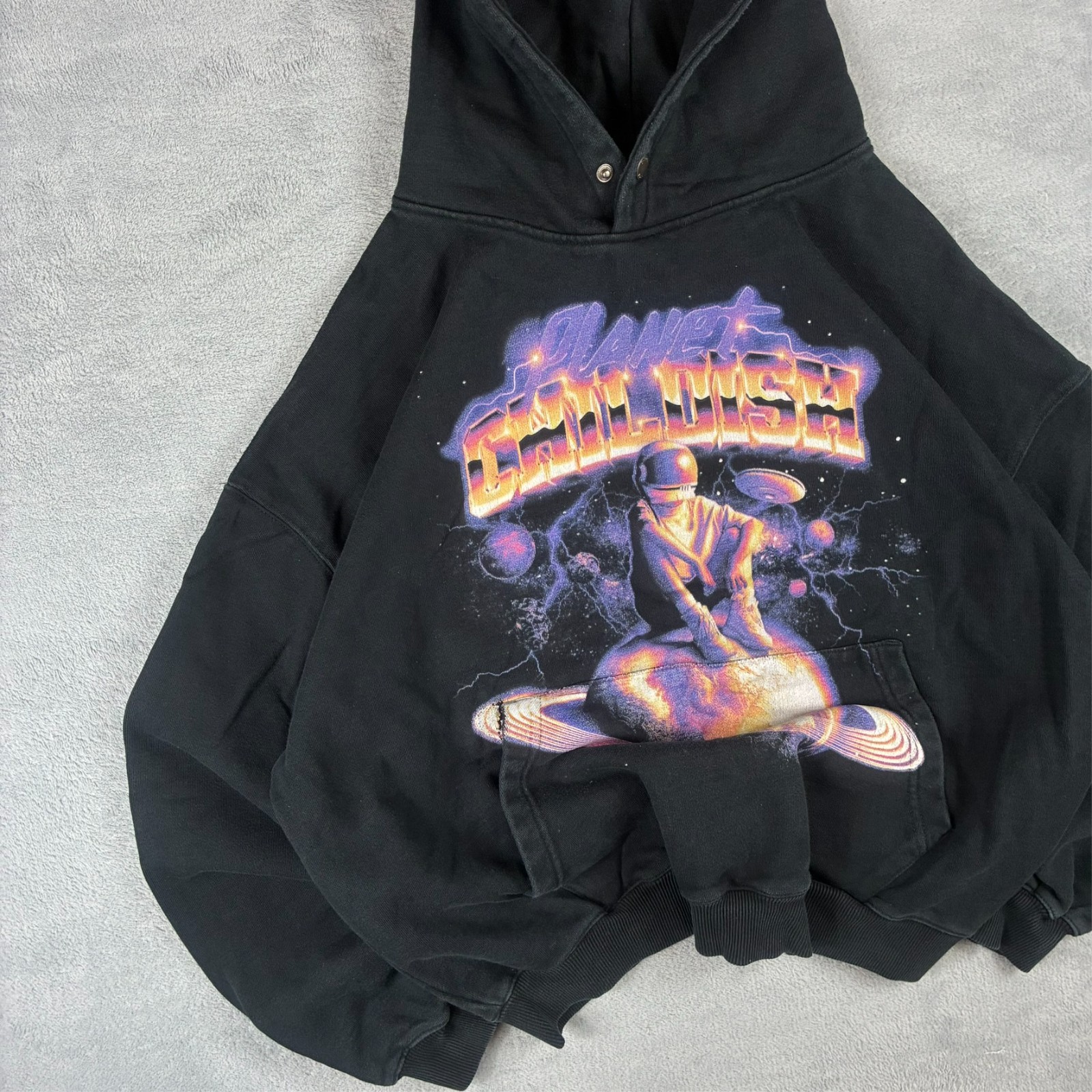 VTG Childish TGF Bros Planet Spaceman Black Heavyweight Oversized Medium Hoodie image 2