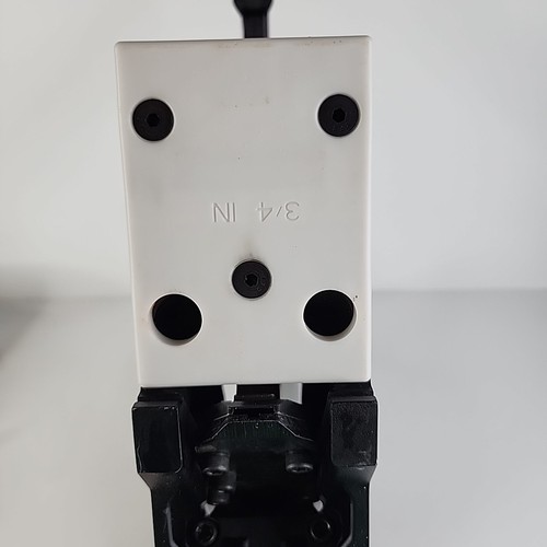 BOSTITCH Pneumatic FLOORING NAILER BTFP12569 2 In 1 Tool 1-1/2" To 2" Great! - Picture 9 of 9
