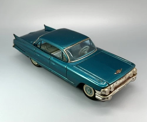 Bandai Friction 1961 Cadillac Fleetwood / Vtg Tin Litho Japan / Man Cave Decor