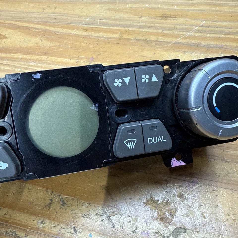 06 - 08 Honda Ridgeline Automatic Temperature Climate Controls OEM 79600SJCA320 - Image 4 of 4