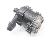 Pompe à eau BMW 330