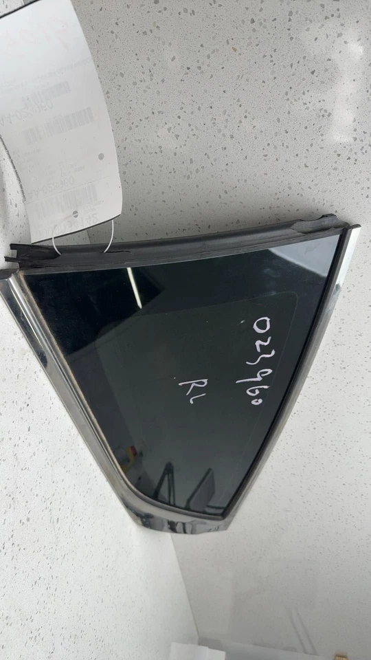 13 14 15 16 17 HONDA ACCORD Quarter Glass/window Honda Left Foto 3 de 4