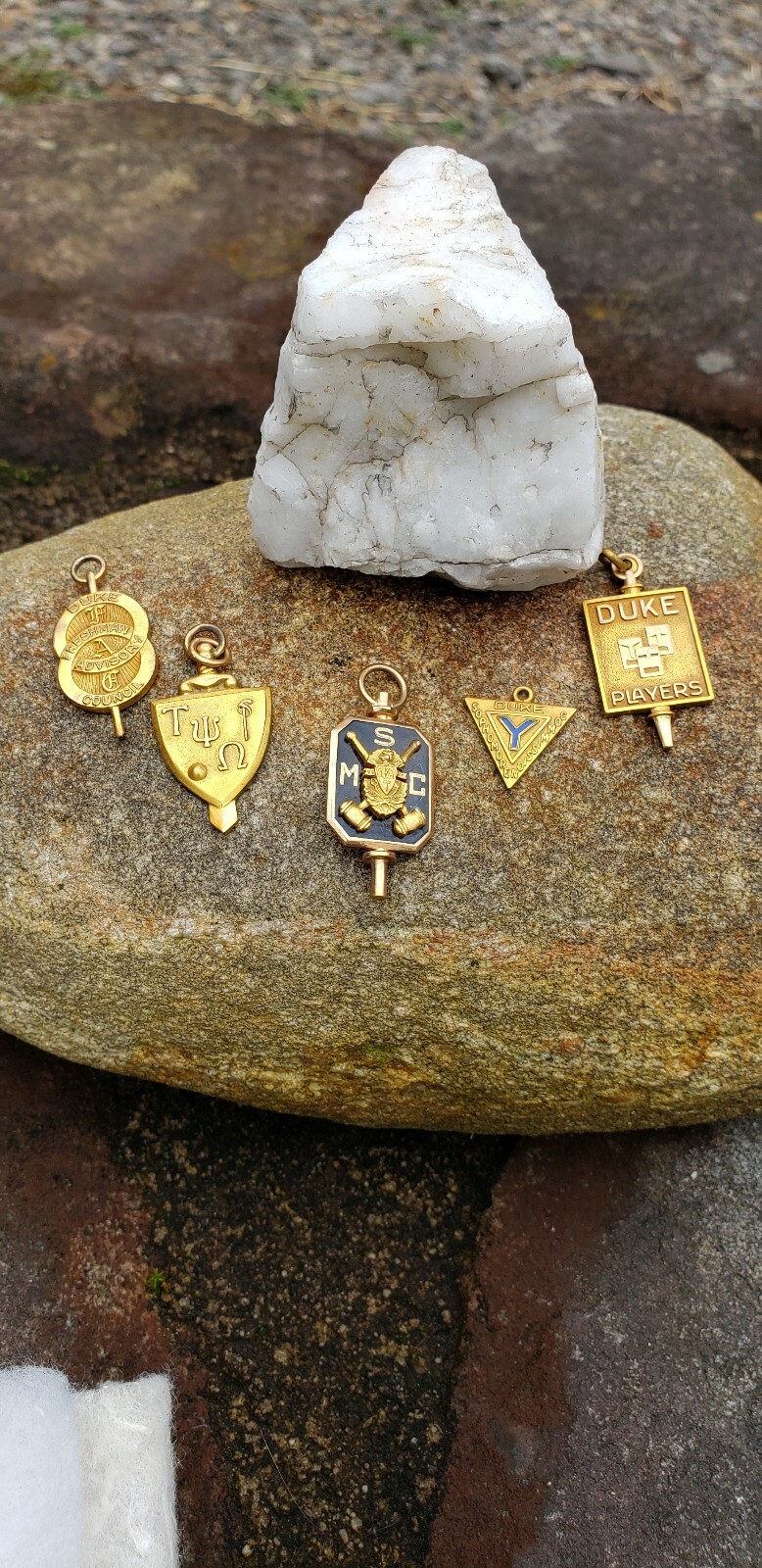 Picture 1 of 6