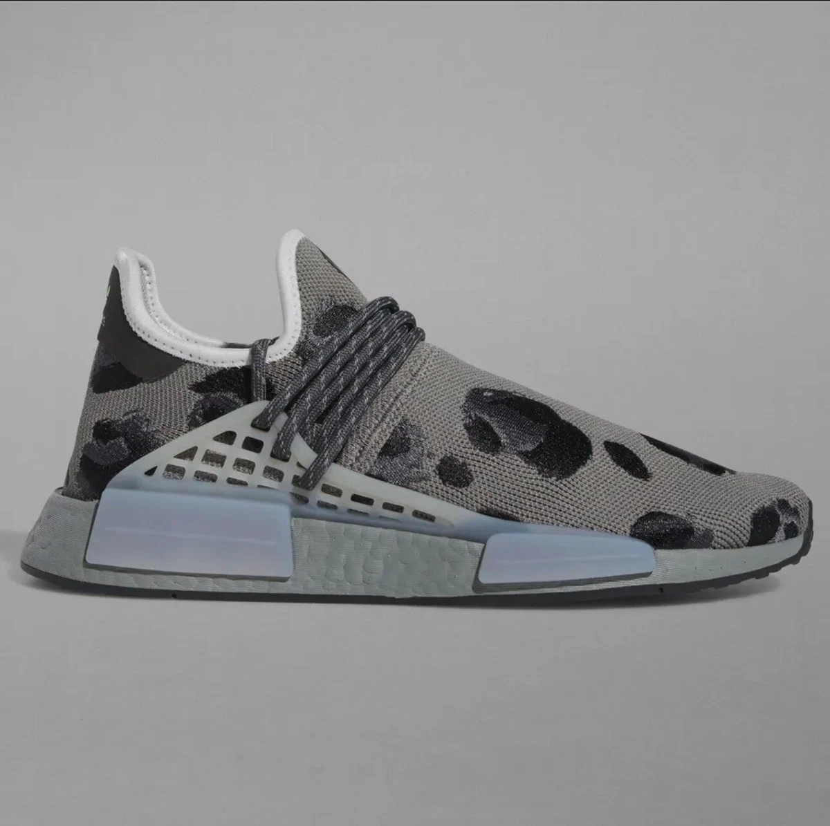 Adidas nmd ash grey best sale
