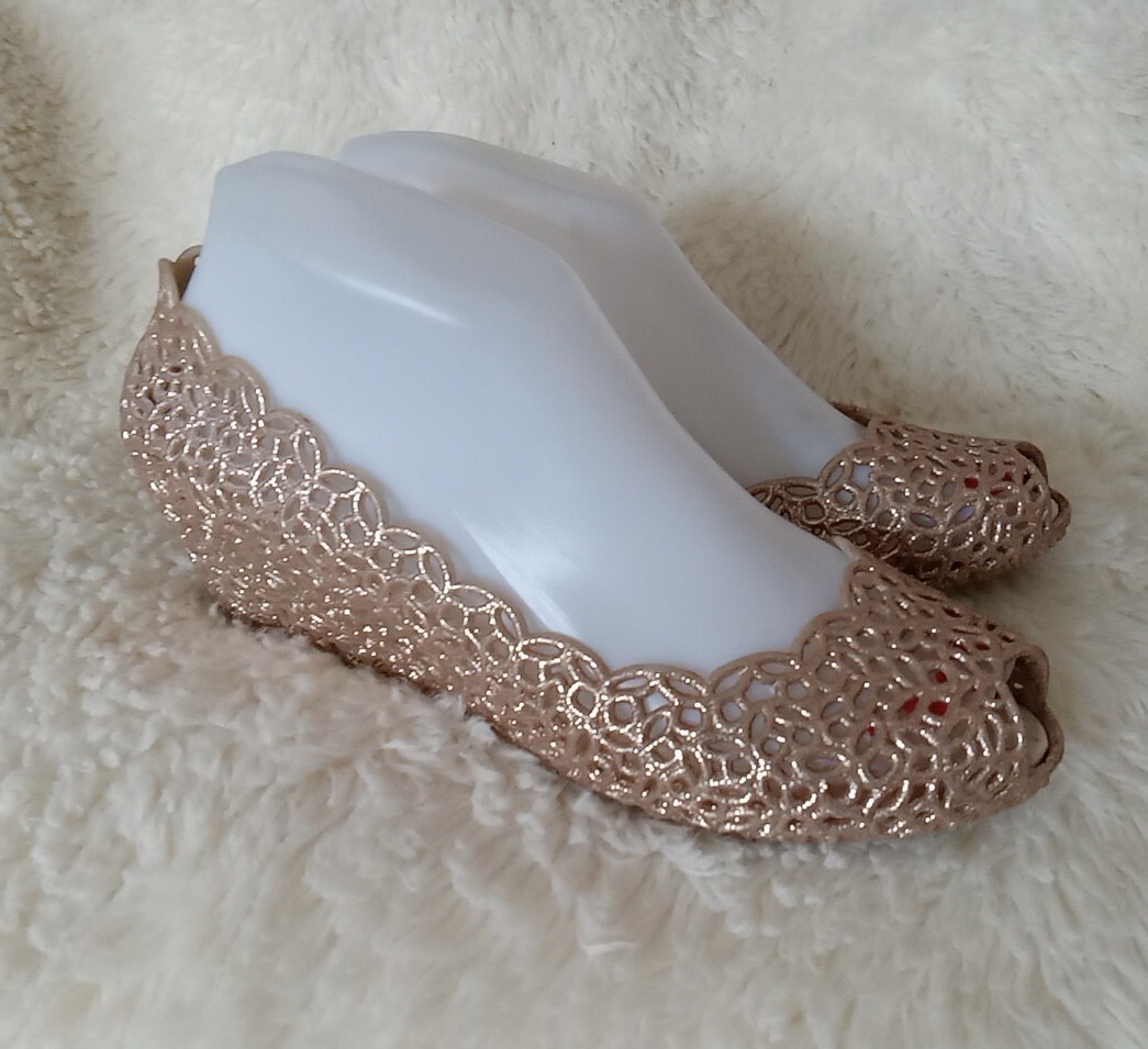 VICTORIA ADAMES Gold Glitter Jelly Platform Wedge Wom… Gem