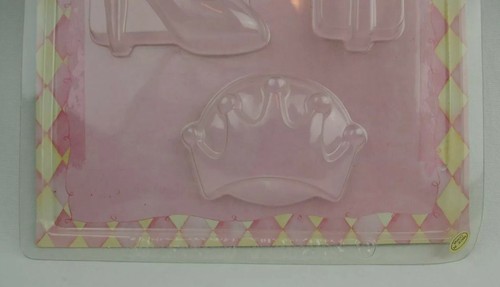 Something Fabulous Soap Creations Princess Soap Model- Coach Slipper Wand Crown - Picture 12 of 12