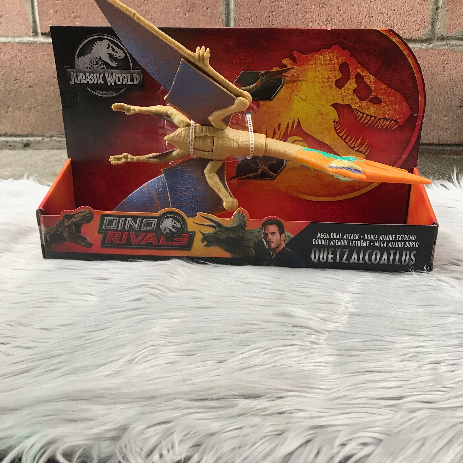 jurassic world mega dual attack quetzalcoatlus