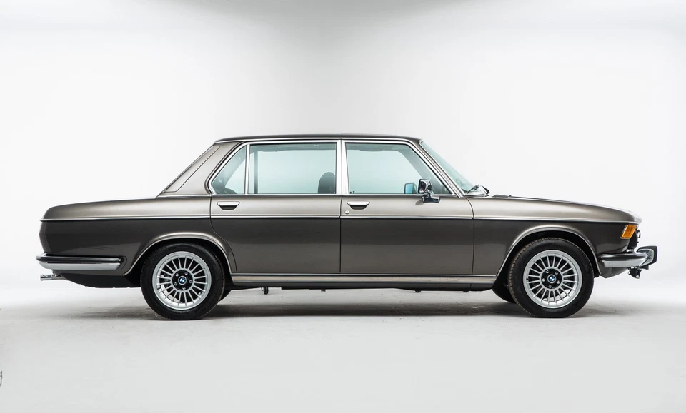 KYB 2 AMORTIGUADORES TRASEROS Performance para BMW E3 3.0S 3.0Si y Bavaria 68 - 73 74 75 76 Foto 2 de 2