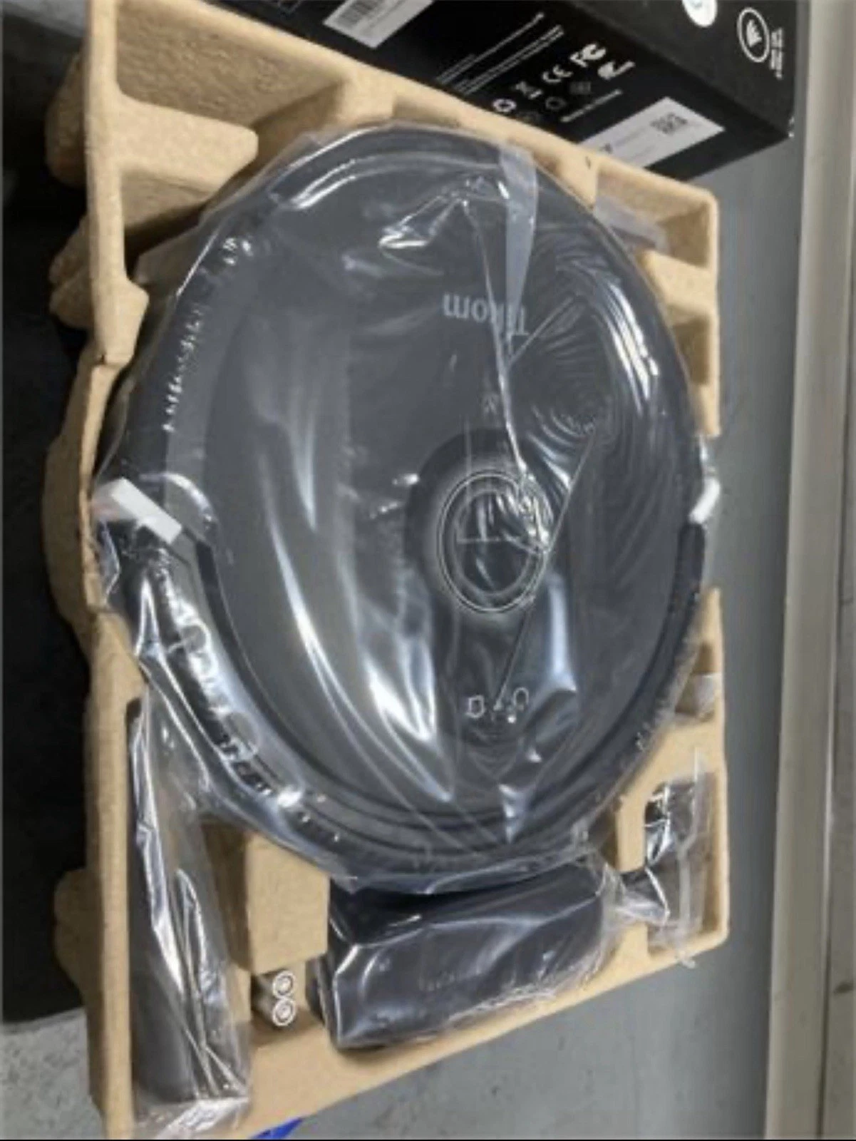 Tikom Robot Vacuum and Mop Combo 5000Pa WiFi App Control Robotic