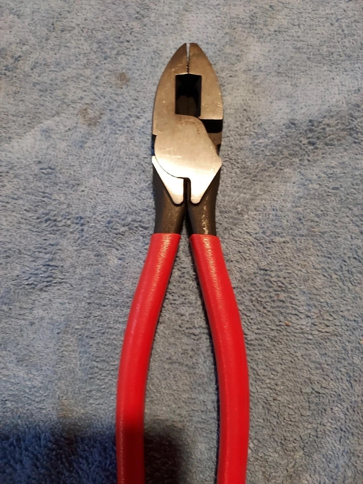 Lineman плоскогубцы с резаком полумесяц, #2050-9", новый, сделано в США - Изображение 3 из 4