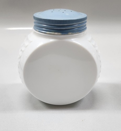 Anchor Hocking Vitrock Milk Glass Bkue Circles Blue Paint Salt Pepper Shaker - Picture 3 of 5