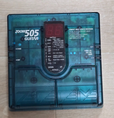 Zoom 505 Guitar Compact Multi Effects Processor Blue | eBay