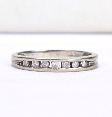 Nachlass 10K Weißgold Spaltband Ring Kanal besetzt mit 7 Diamanten